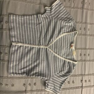 Medium Cropped Stripped Black and White Top from Levis